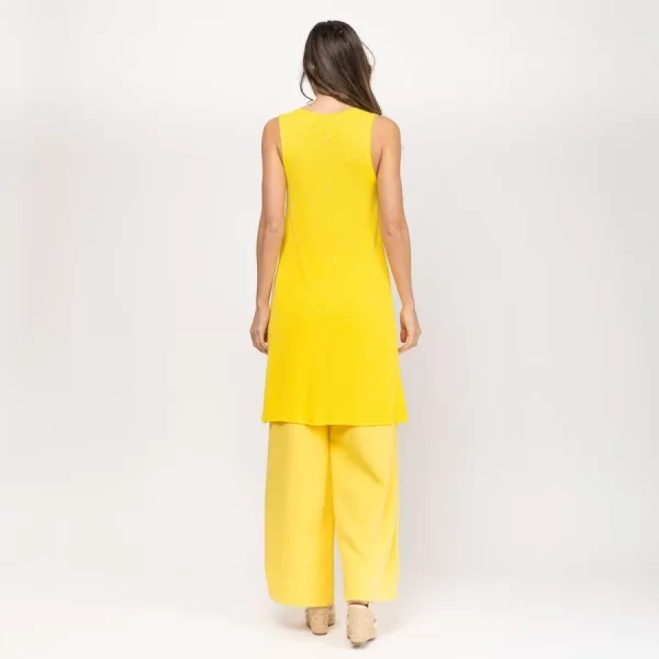 Chaleco abotonado sisa amarillo de la marca de moda Tierra de Tartessos