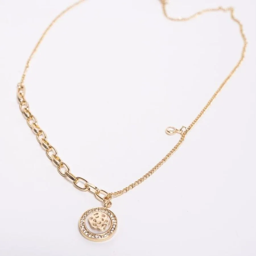 Collar colgante camelia diamantes imitación